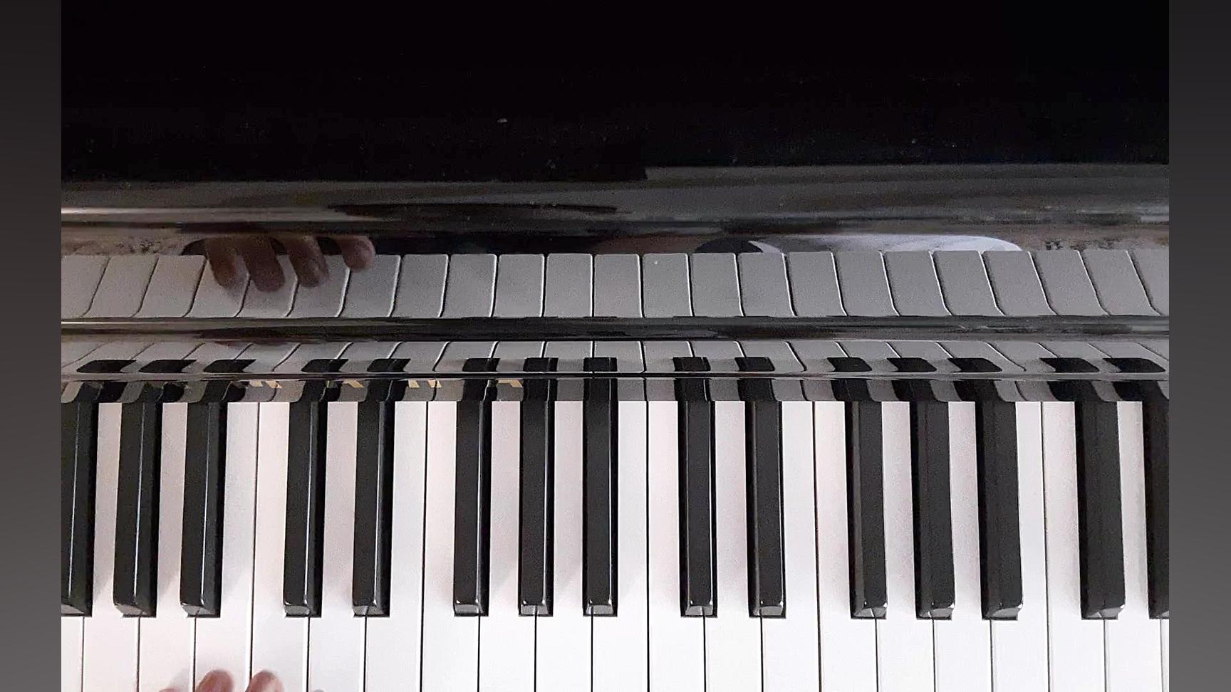 آموزش آهنگ رمانس با پیانو