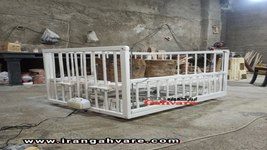 گهواره چوبی برقی