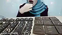 سوگند فود  شکلات خوری