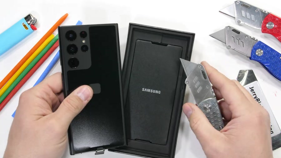 تست مقاومت گلکسی اس ۲۲ اولترا...