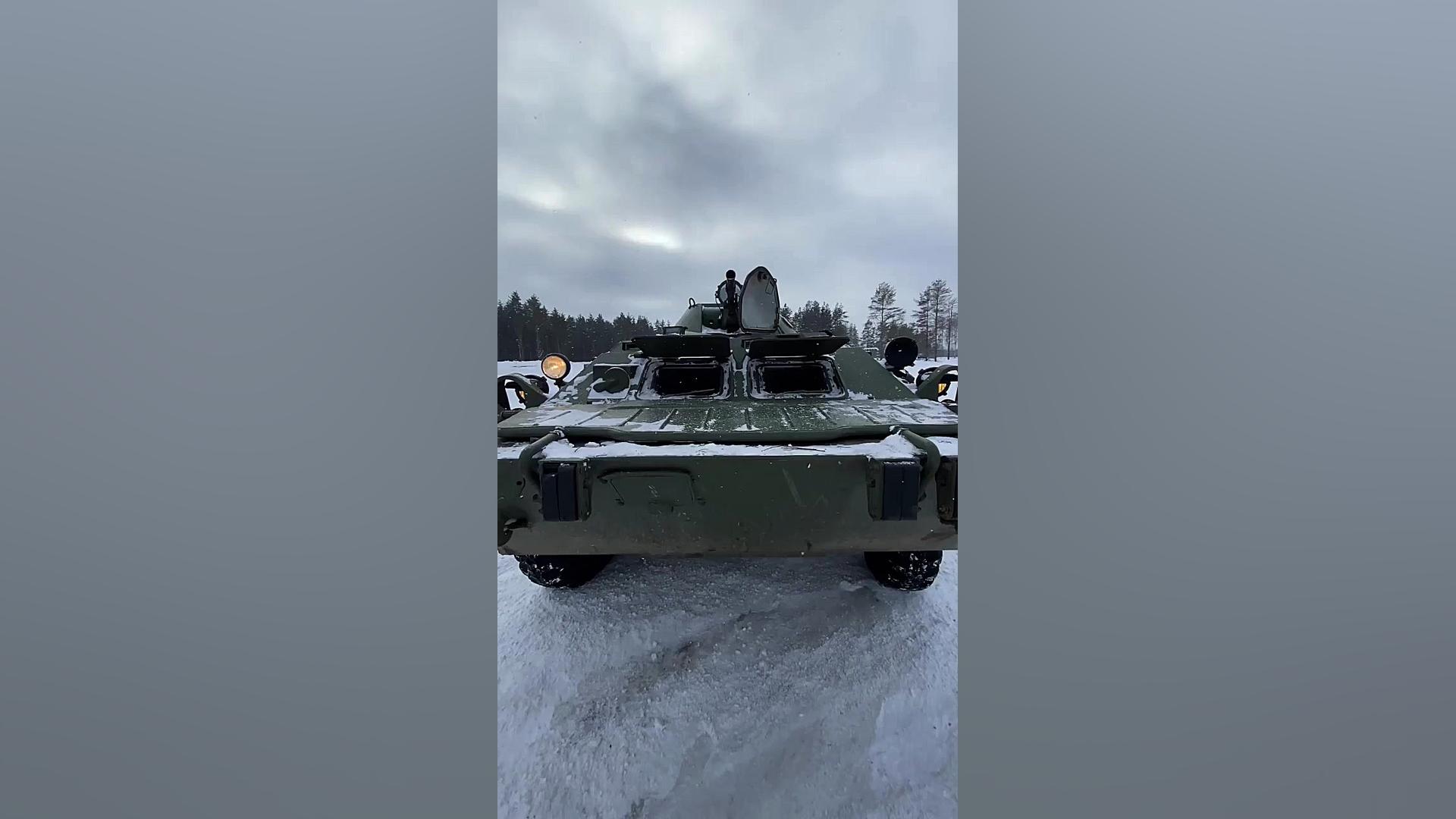 آموزش راندن تانک روسی تصرف شده...