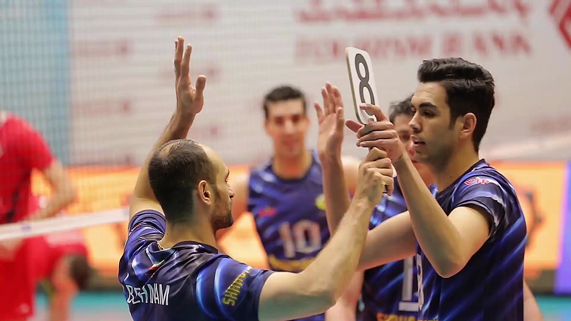 نیمه&zwnj;نهایی لیگ&zwnj;برتر...