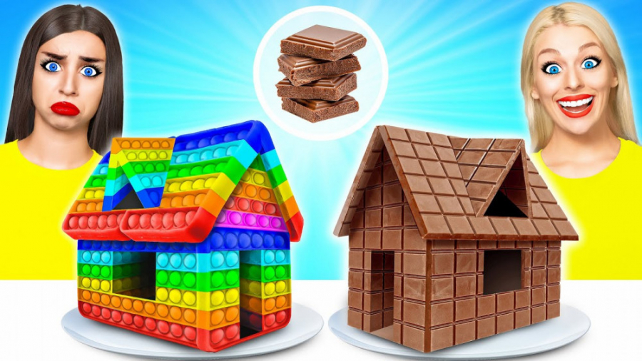 رقابت کمدی زرد و صورتی در مولت...