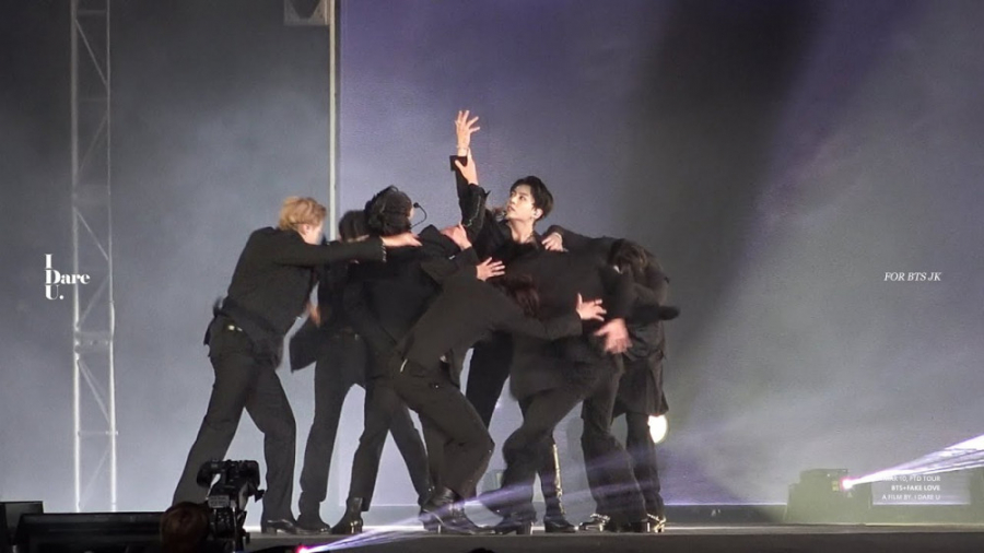 BTS  BST x Fake Love کنسرت2022...