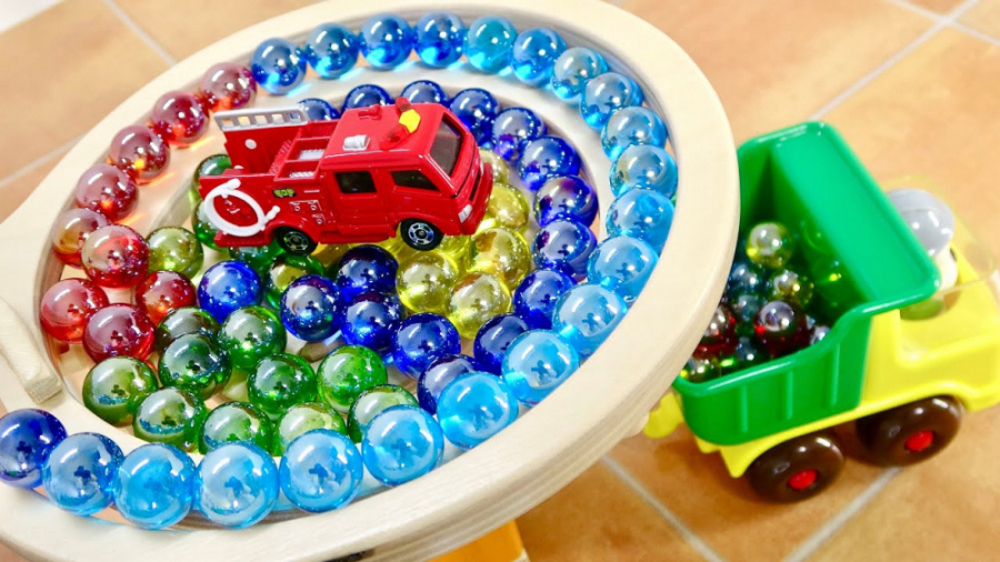 اسباب بازی های کورس چرخشی، موت...