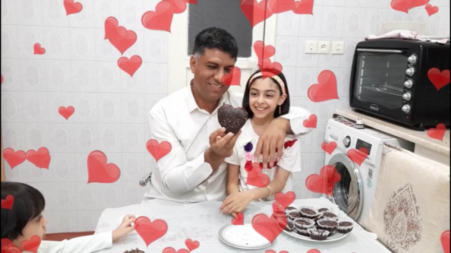 کیک پزی عسل و بابا قسمت دوم