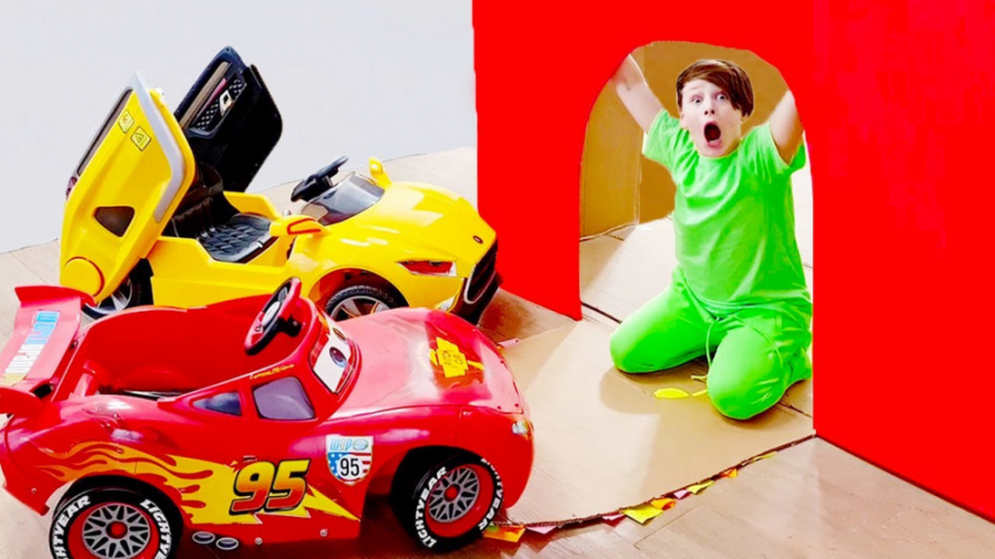 برنامه کودک آدریانا ، ماشین ها...