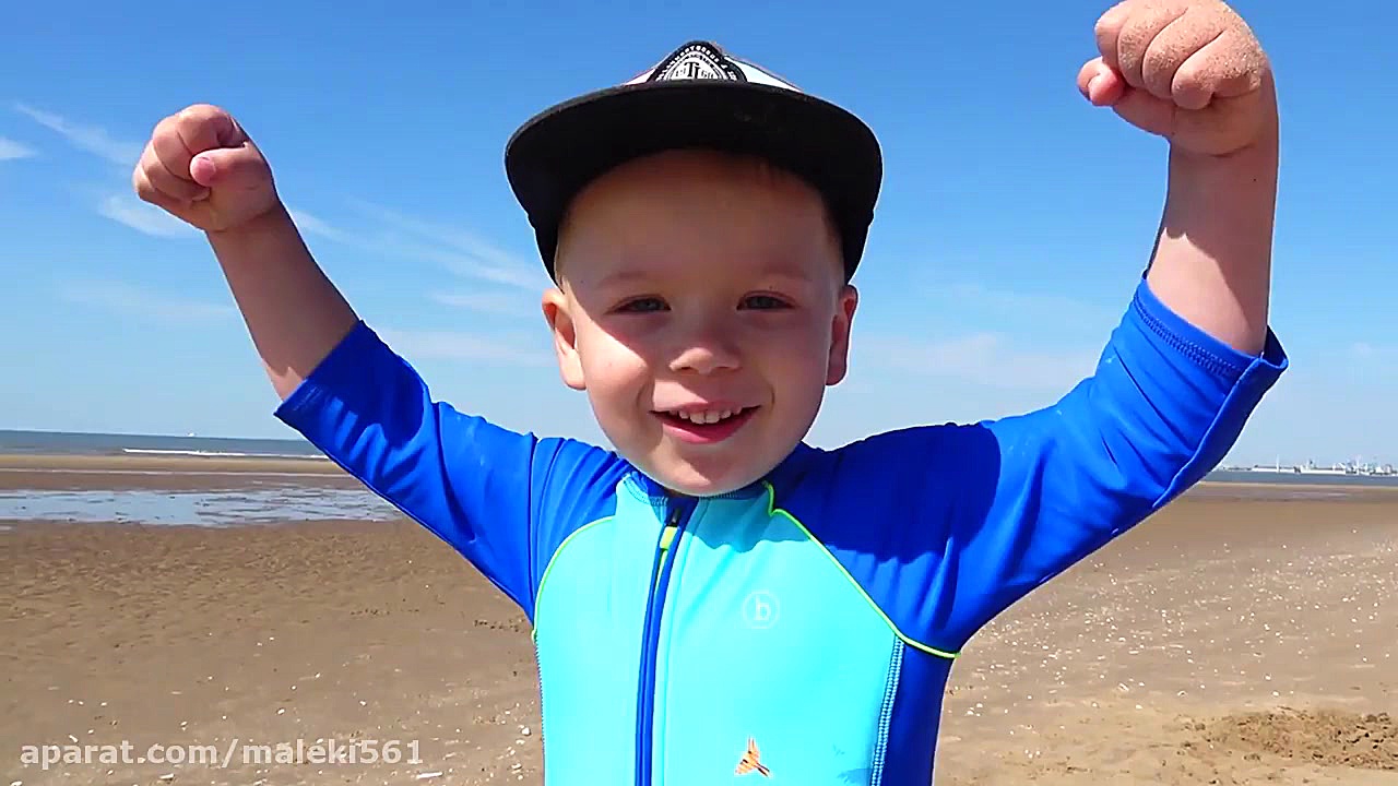 گبی و الکس  شن بازی  ماسه بازی...