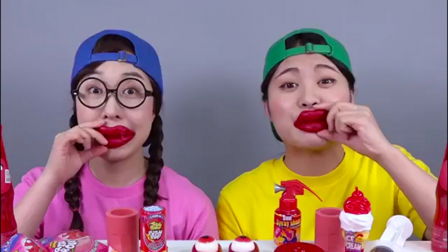 اسمر فود دونا و دوستش  دسر های...