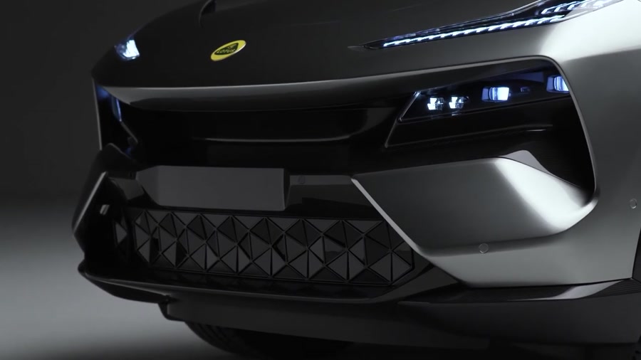 رونمایی از شاسی بلند برقی لوتو...