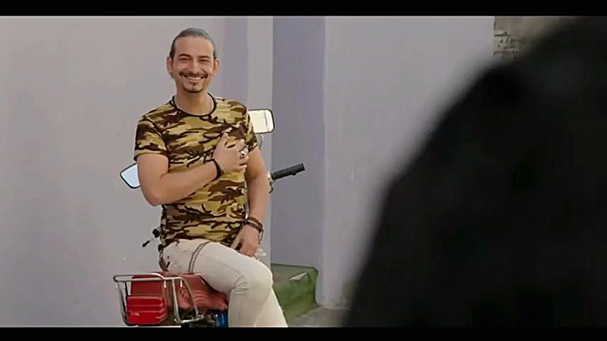 فیلم سینمایی کمدی سگ بند