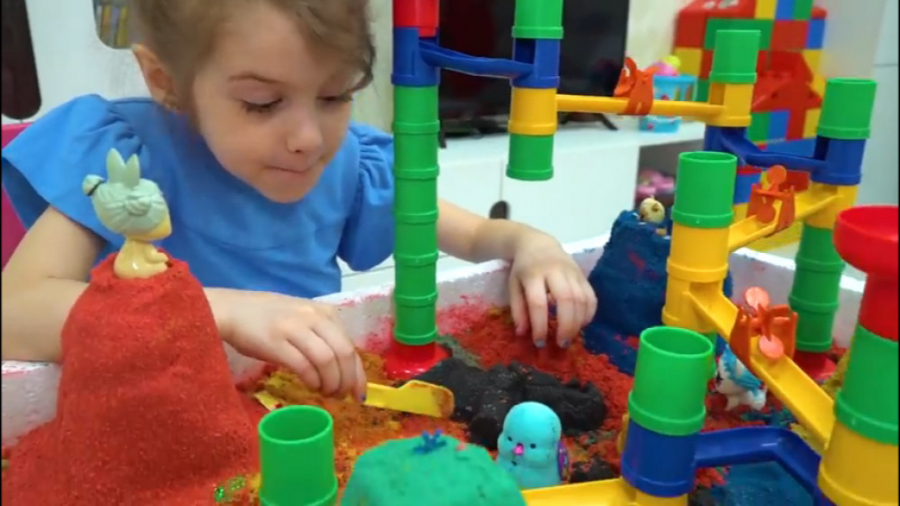 برنامه کودک ایوا ، روز بازی با...