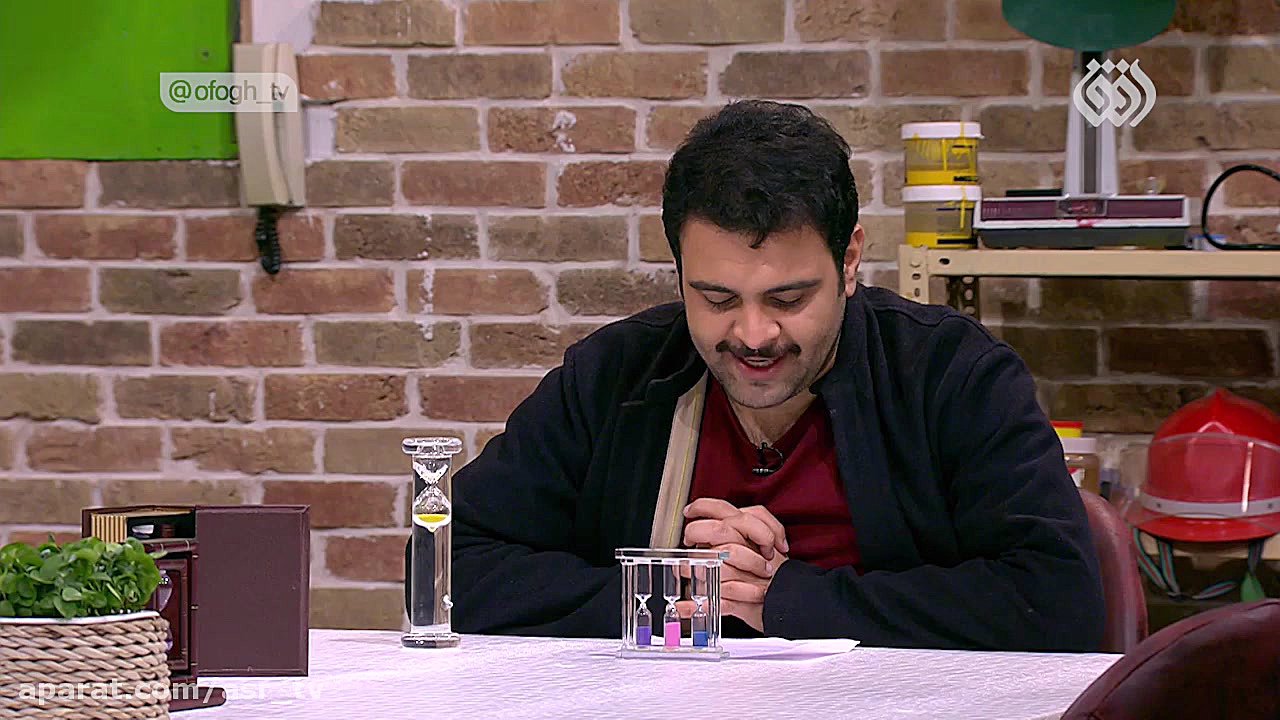 برنامه هاشور با حضور جواد خیاب...