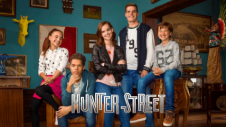 خیابان هانتر فصل 1 قسمت 1: مکس