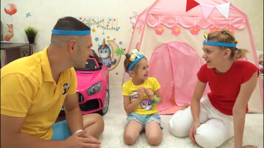 برنامه کودک  اوا، مامان و بابا...