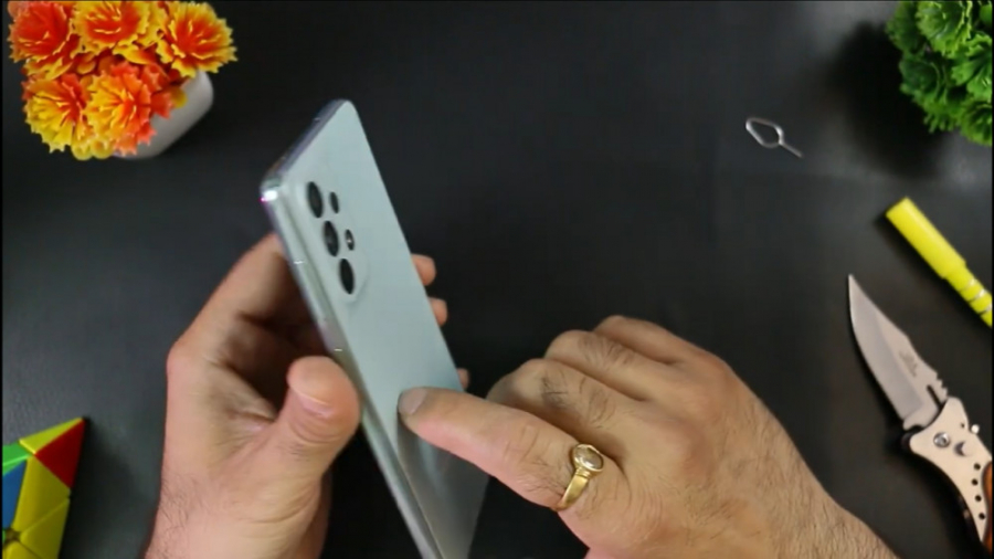 ویدیو جعبه گشایی و بررسی Samsu...