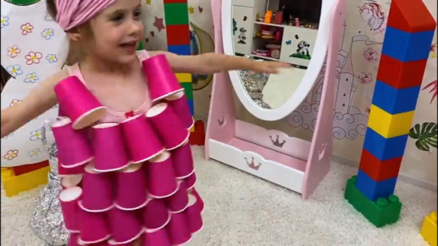 برنامه کودک  ایوا ولباس های زی...