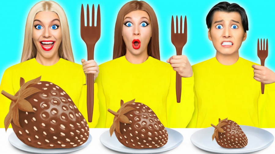 چالش خنده دار غذای شکلاتی در س...