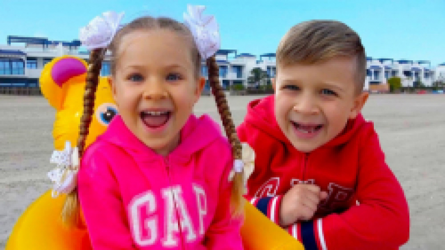 دایانا و روما در ساحل بانوان ک...