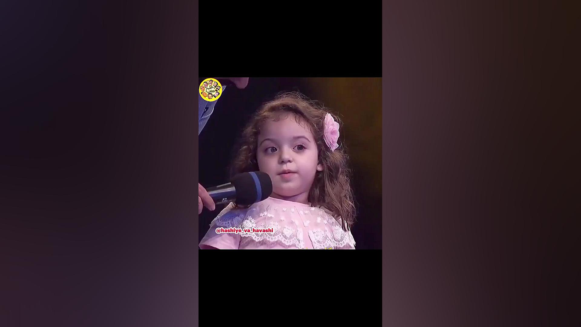 بوسه دختر بچه از احسان علیخانی...