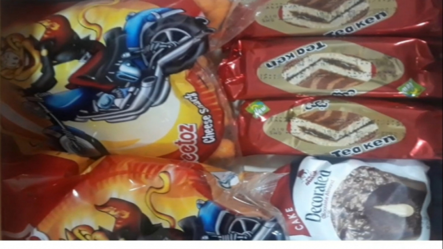 چالش چیدن خوراکی ها با فاطیما...