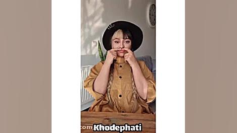 ازمایش فاطی لبا تو با چسب چسبو...