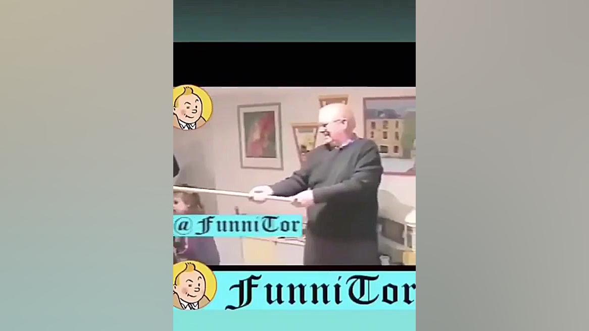 طنز خارجی زدن در جای حساس پایی...