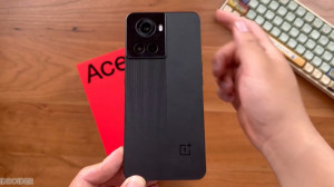 ویدیو جعبه گشایی و بررسی گوشی...