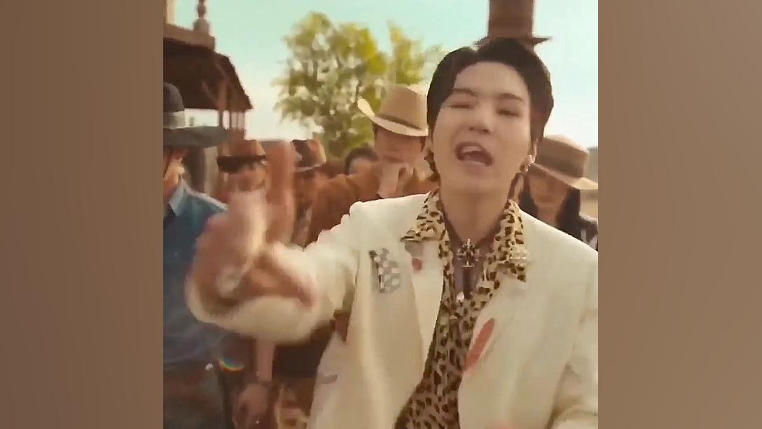 من عاشق این قسمت از موزیک ویدی...