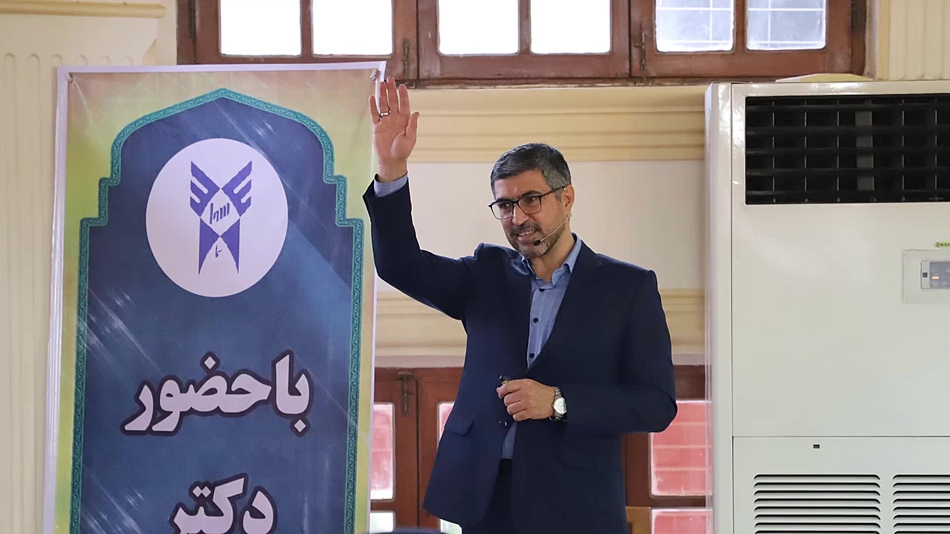 کلام، حامل پیام و عامل اندیشه