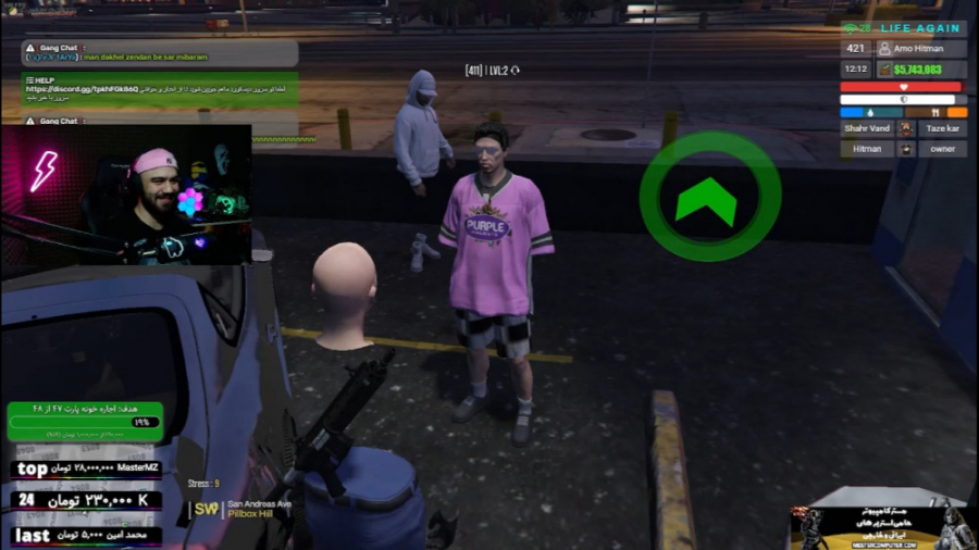 دست هاش کجاس ؟ بدون دست پا بود...