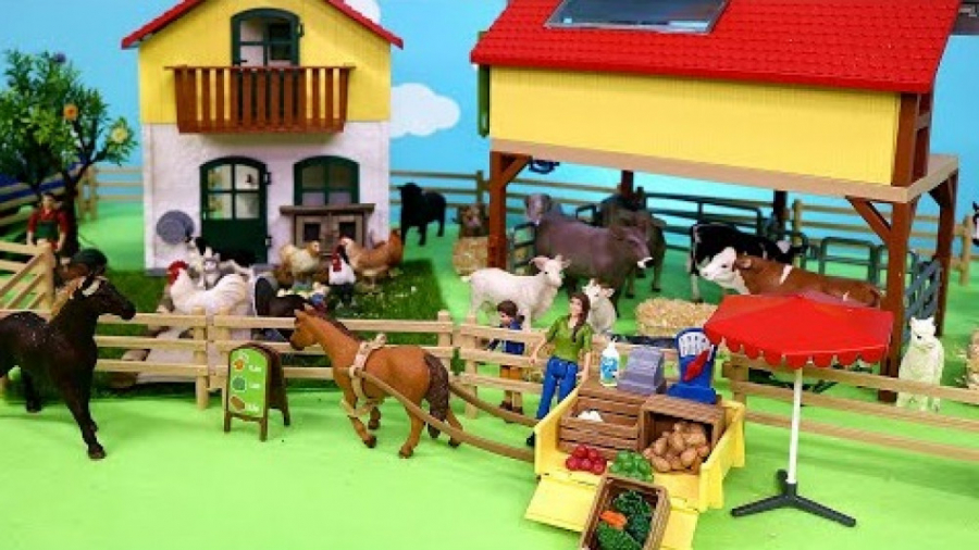 بازی با اسباب بازی خانه عروسکی...