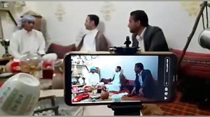 العريف عظيم عاصي مع الشاعر عبا...