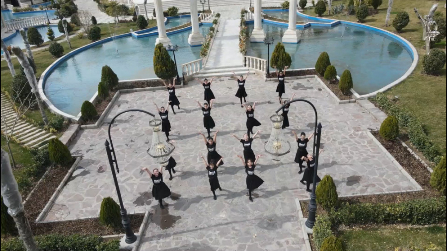 کار گروهی زیبای کودکان آیلان (...