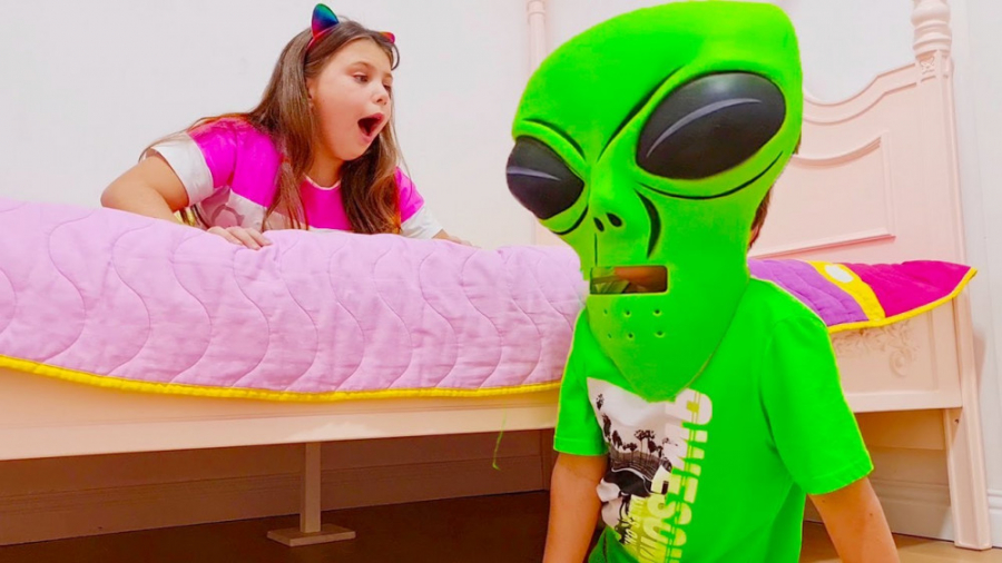 برنامه کودک  آدریانا و علی آدر...