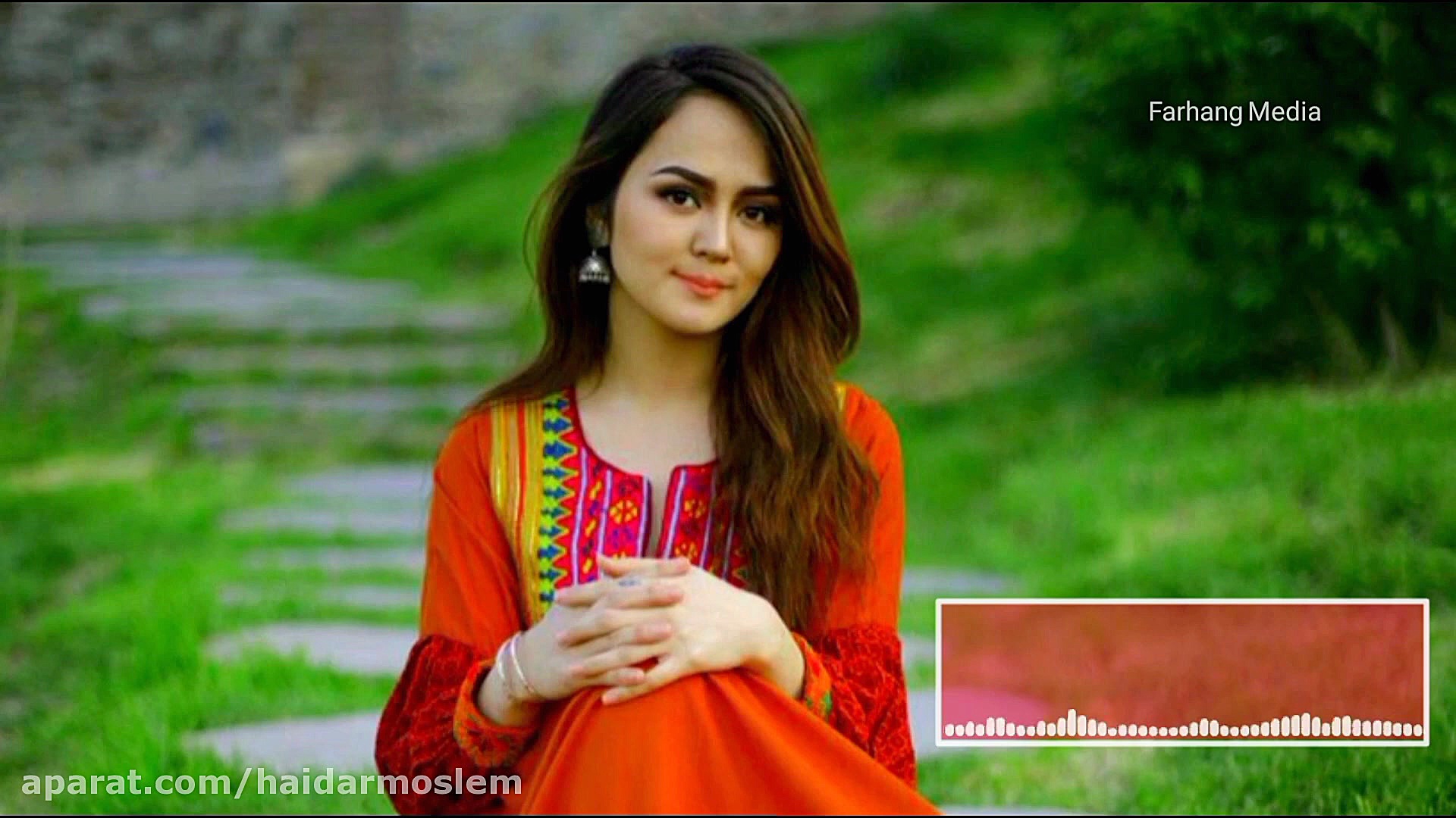 دمبوره مست و دلنشین هزارگی