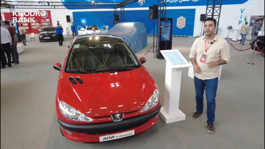 معرفی پژو 206 پانوراما در غرفه...