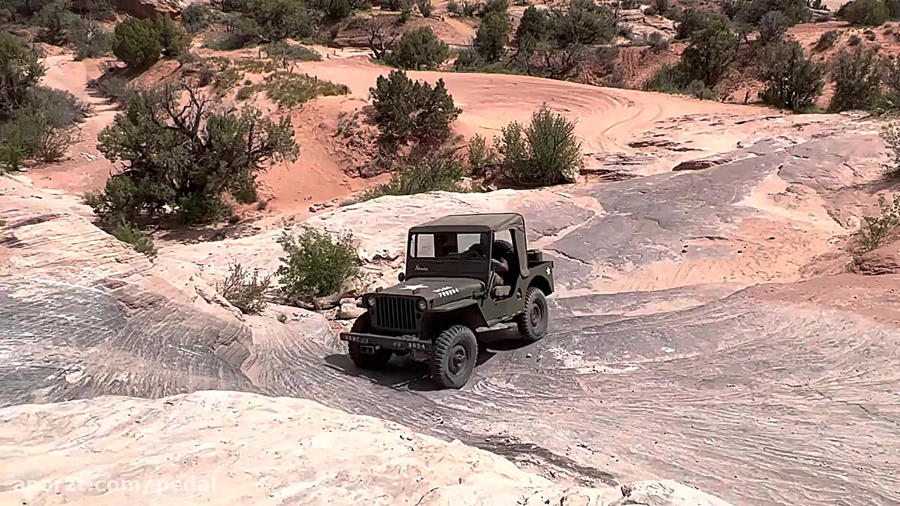 آفرود با جیپ های کلاسیک در موا...