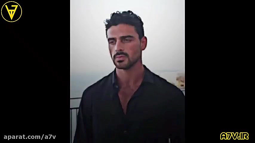 میکله مورونه بازیگر نقش ماسیمو...