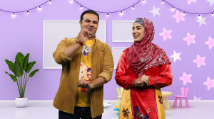 عمو شادان و خاله پردیس در فیلی...