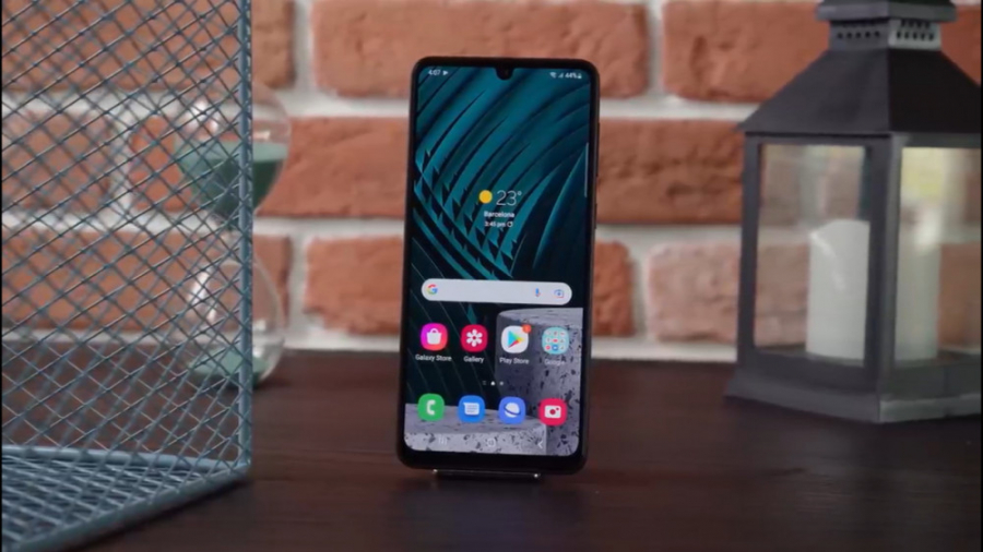 ویدیو بررسی گوشی Samsung Galax...