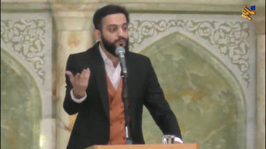 این حرم قلب زمین است  شعرخوانی...