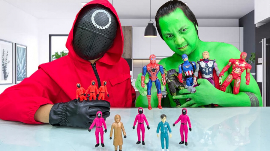 اسباب بازی های ابرقهرمانان در...