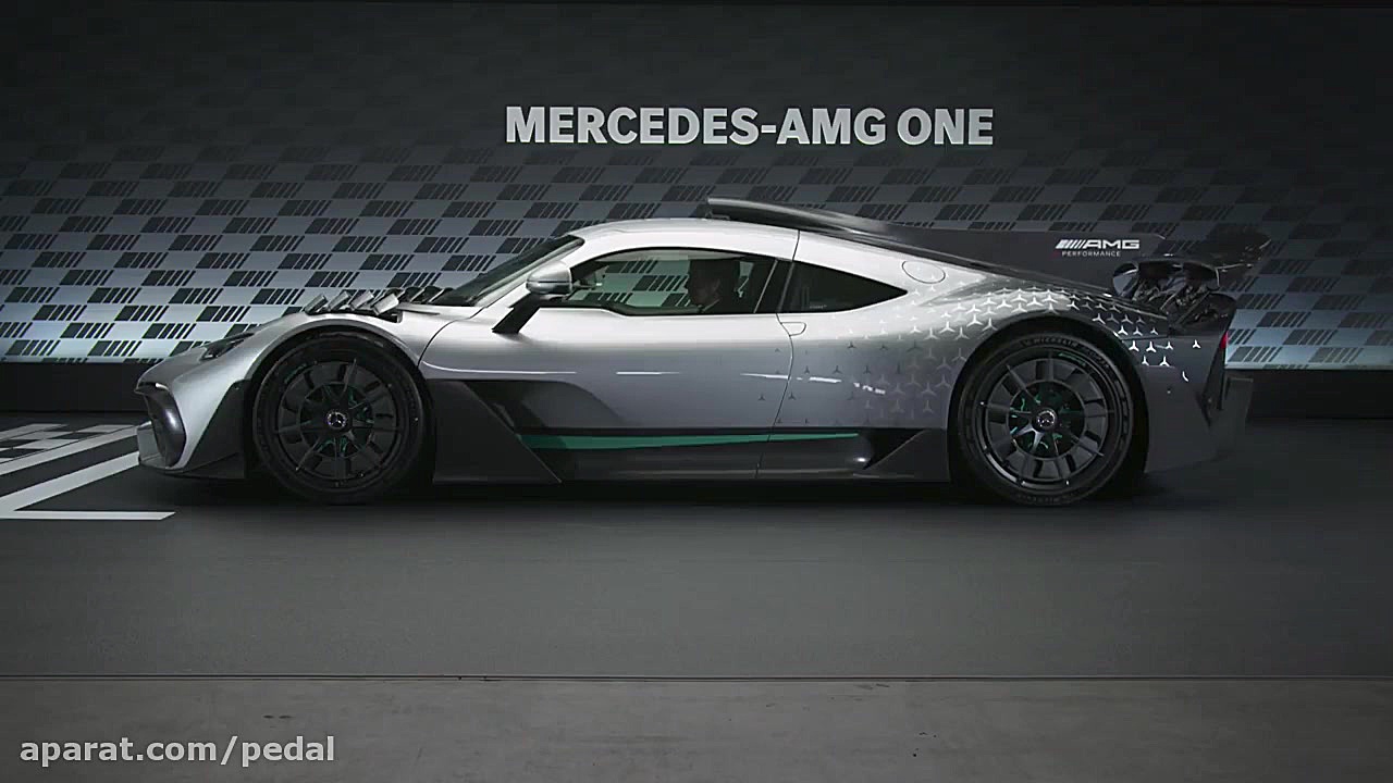 شروع آتشبازی مرسدس با هایپرکار...