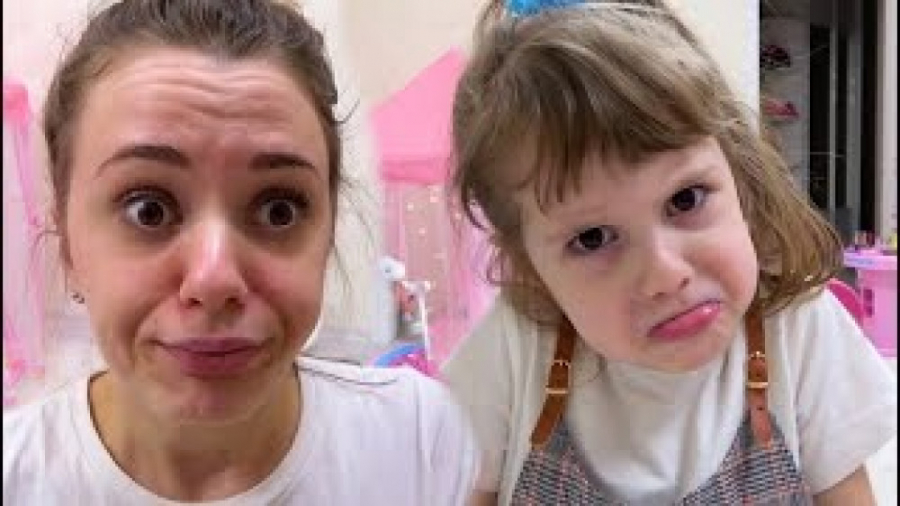 برنامه کودک دخترانه ایوا ، باز...