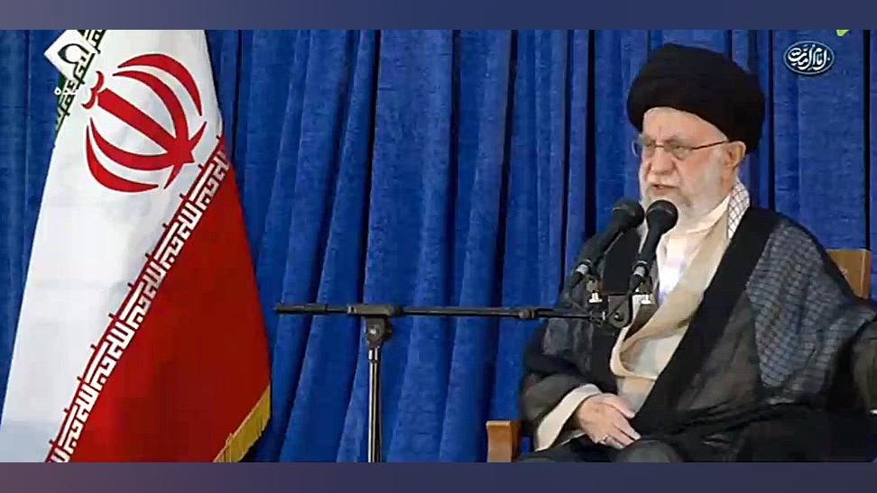 امام خامنه ای : غربی‌ها سه قرن...