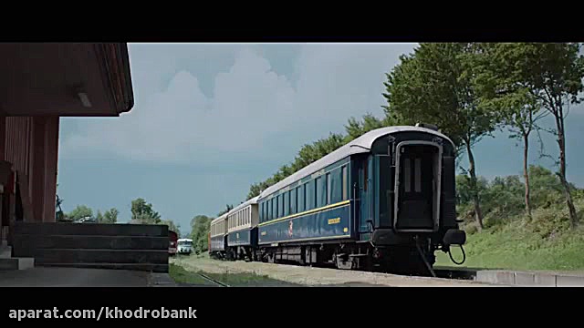 کشیده قطار 100 تنی توسط لندروو...