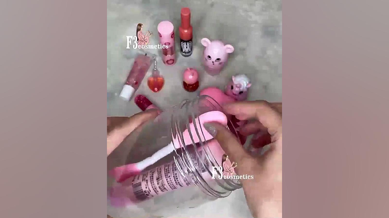 لوازم آرایشی صورتی کیوت