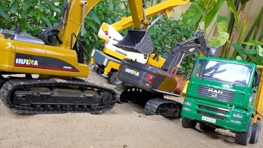 بازی با اسباب بازی ماشین بازی...