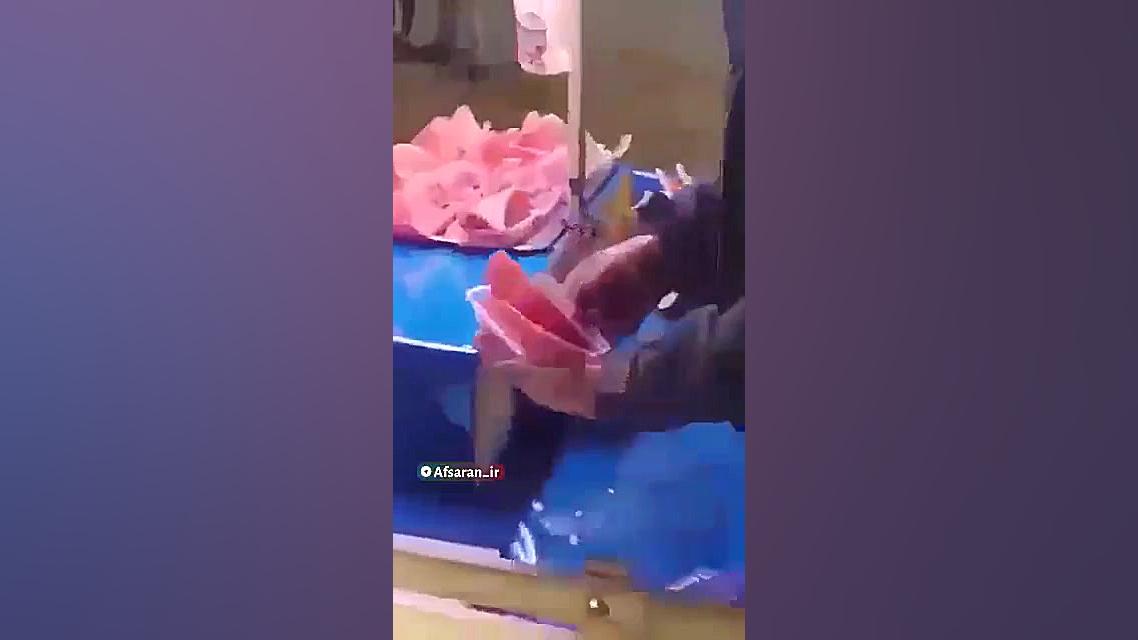 تو ترکیه که آزادی حجاب هست پس...